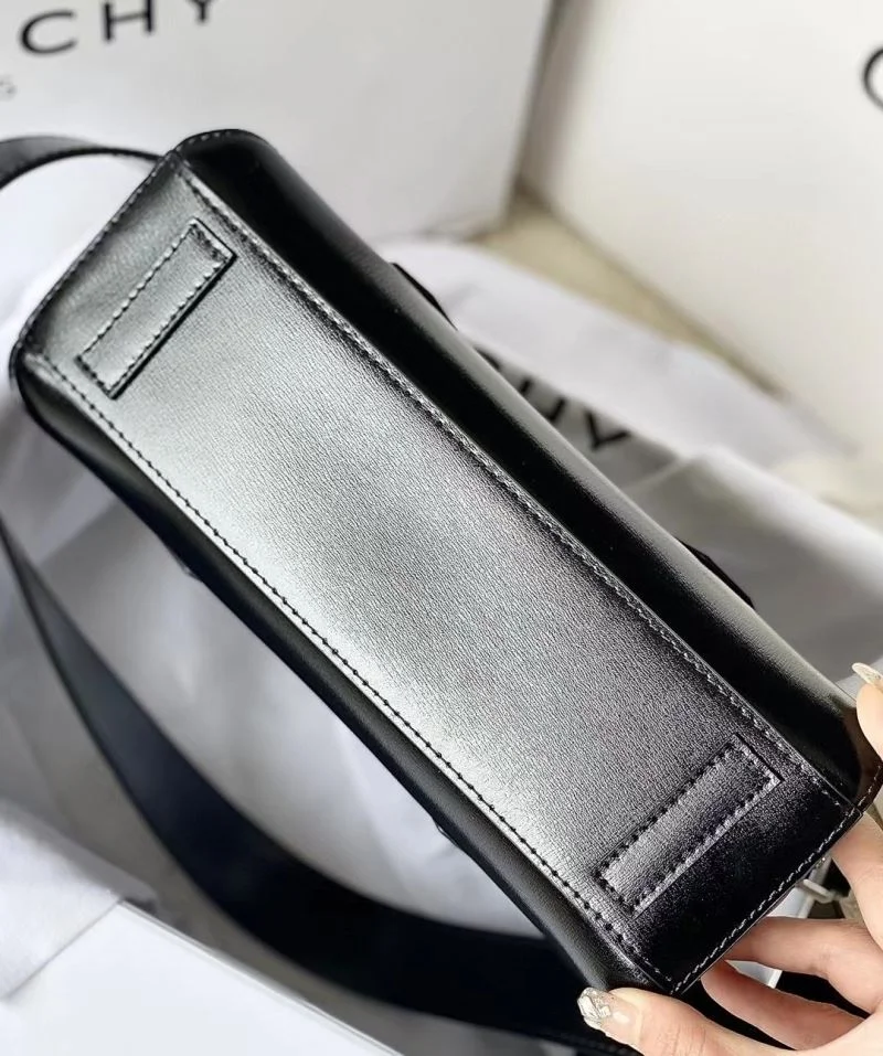 Givenchy Top Handle Bags ZipUp 44528