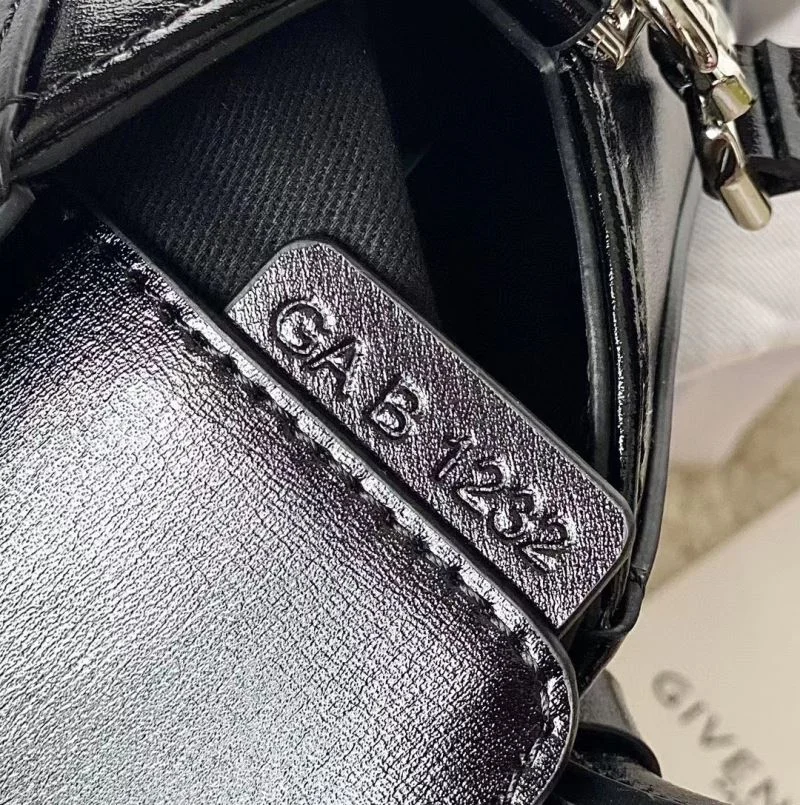 Givenchy Top Handle Bags ZipUp 44528