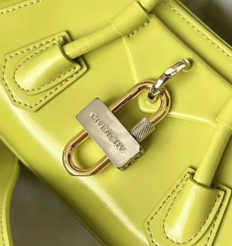 Timeless Givenchy Top Handle Bags 44527