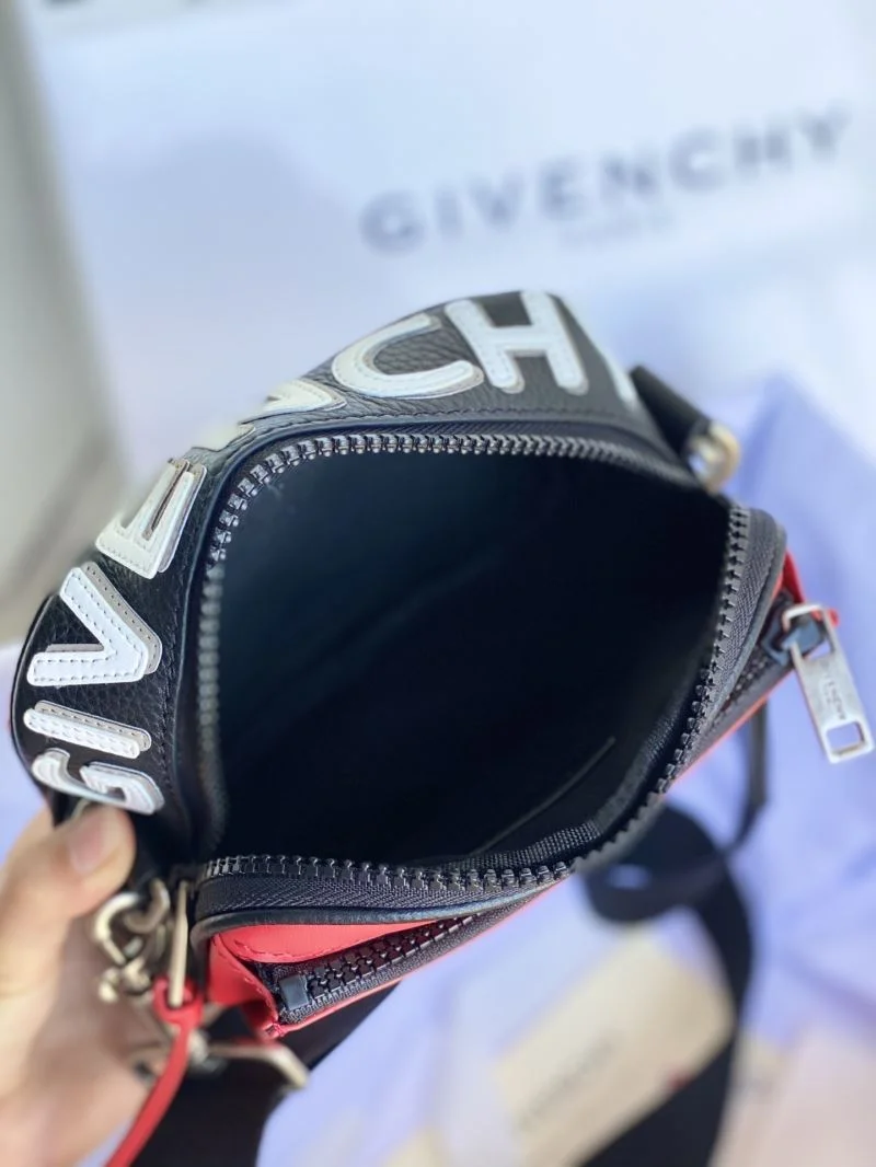 Givenchy Waist Chest Packs Resilient 44860