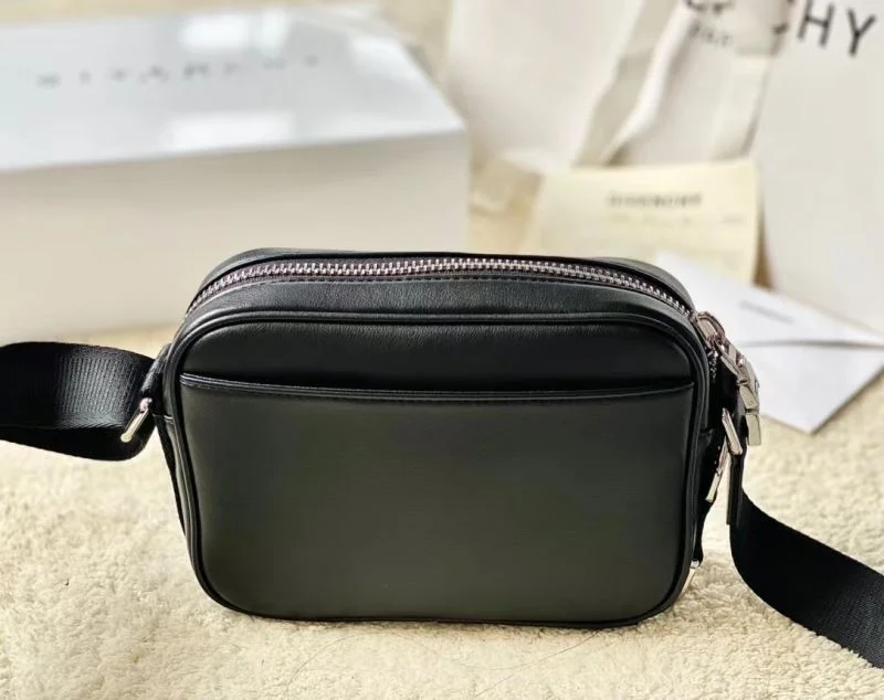 ModernLook Givenchy Waist Chest Packs 44850