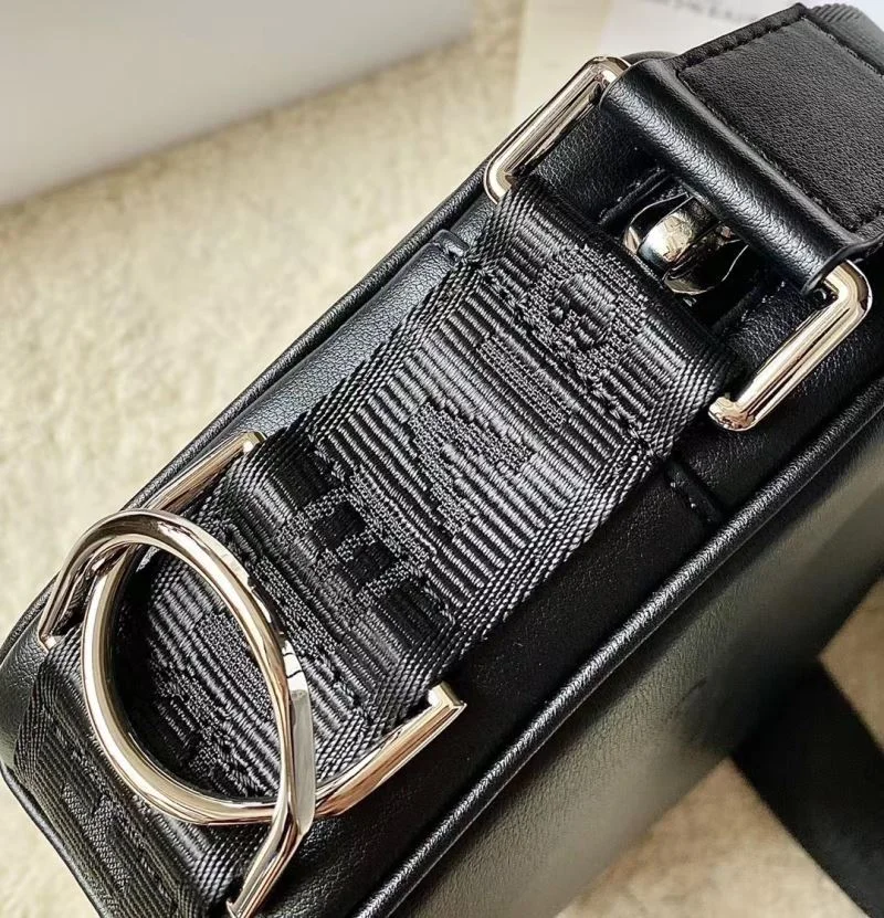 ModernLook Givenchy Waist Chest Packs 44850