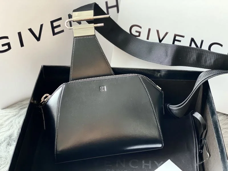 Trendy Givenchy Waist Chest Packs 44849