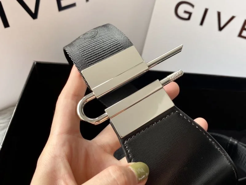 Trendy Givenchy Waist Chest Packs 44849