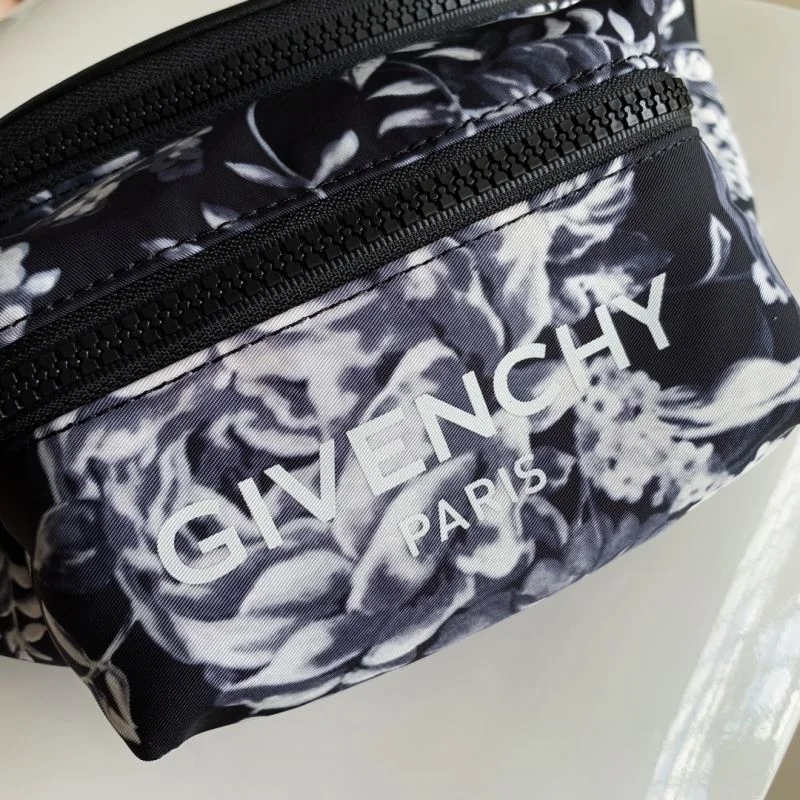 Givenchy Waist Chest Packs UrbanStyle 44593