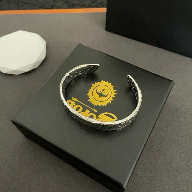 Packable Goros Bracelets 211310