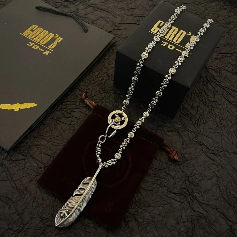 Compact Goros Necklaces 213938