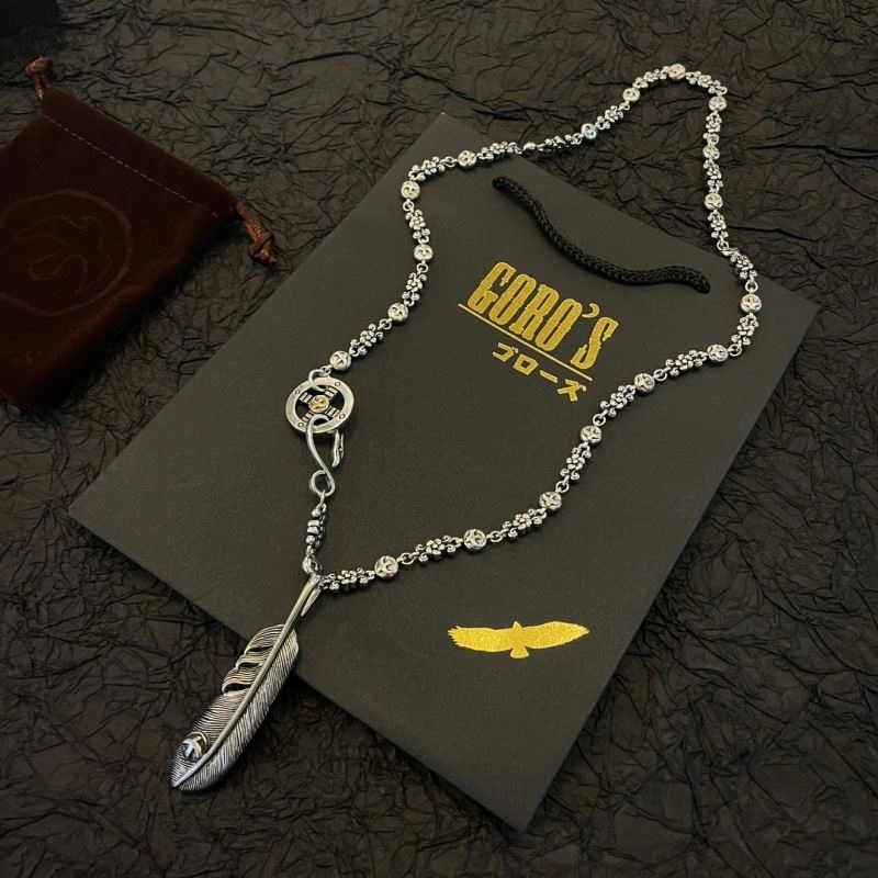 Compact Goros Necklaces 213938