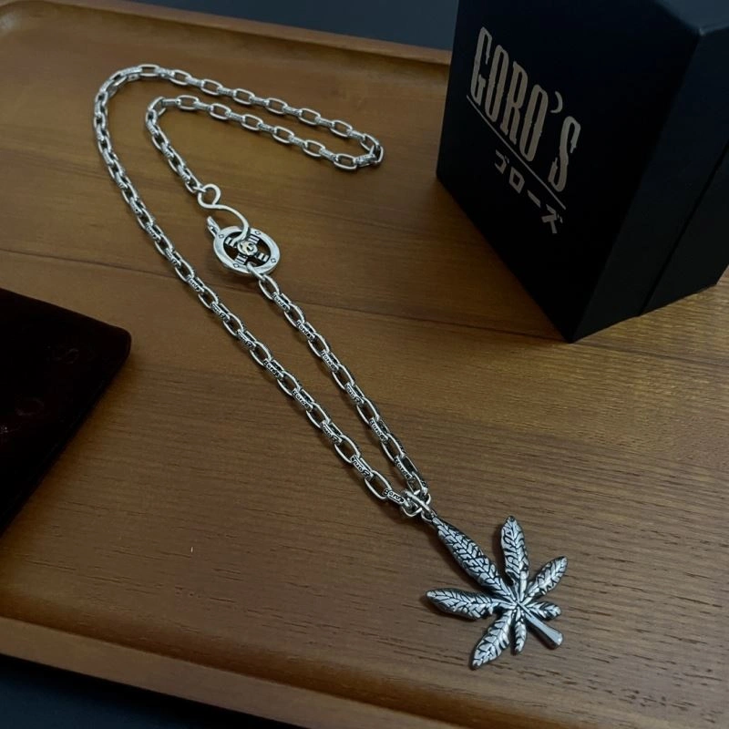 UrbanChic Goros Necklaces 214603
