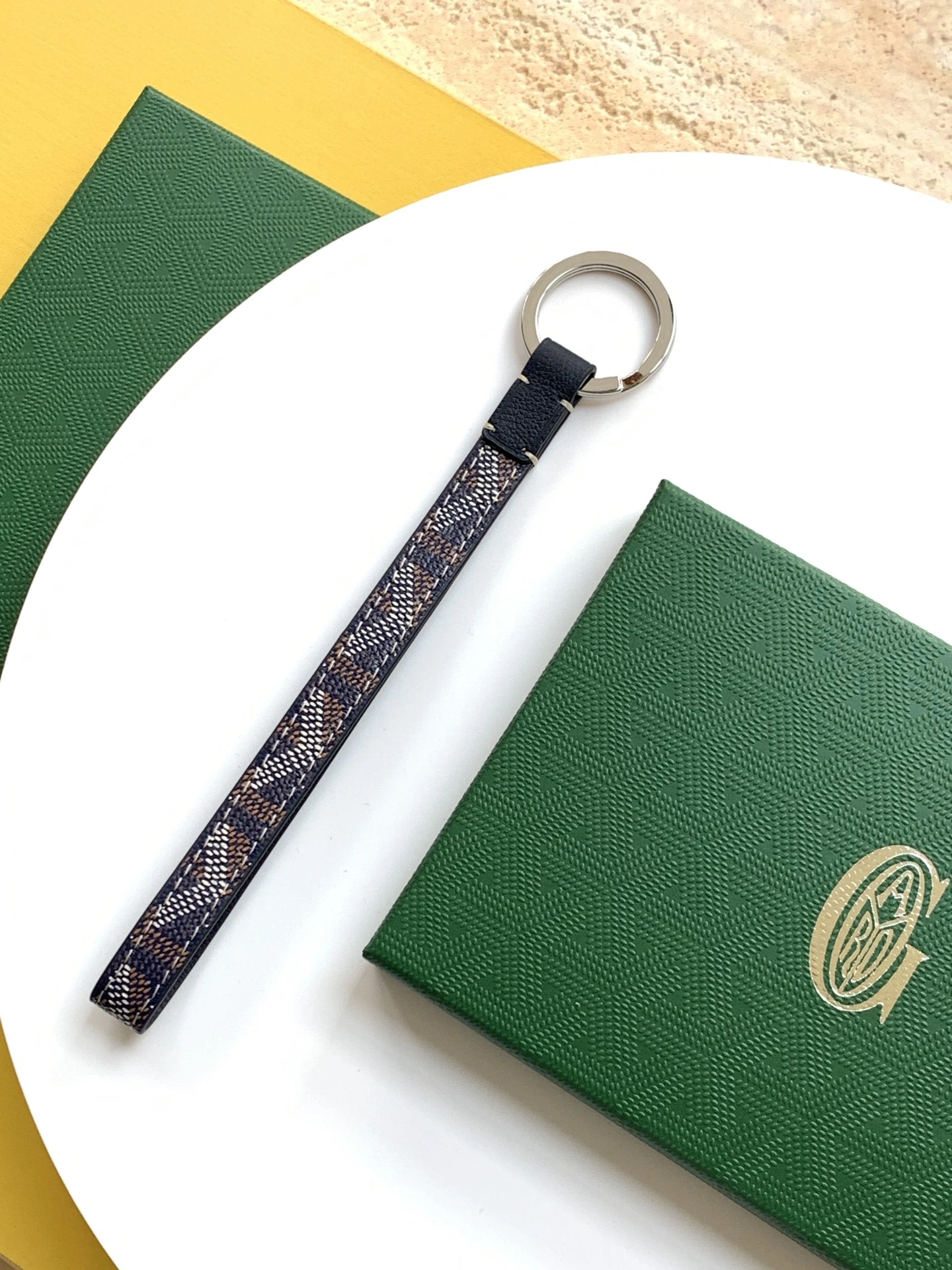 Goyard Accessories Breathable 65005