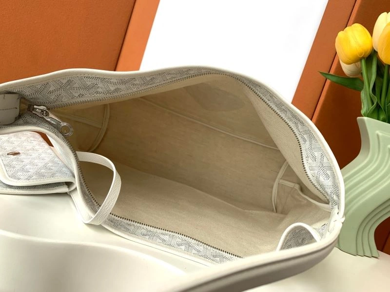 Contemporary Goyard Hobo Bags 62194