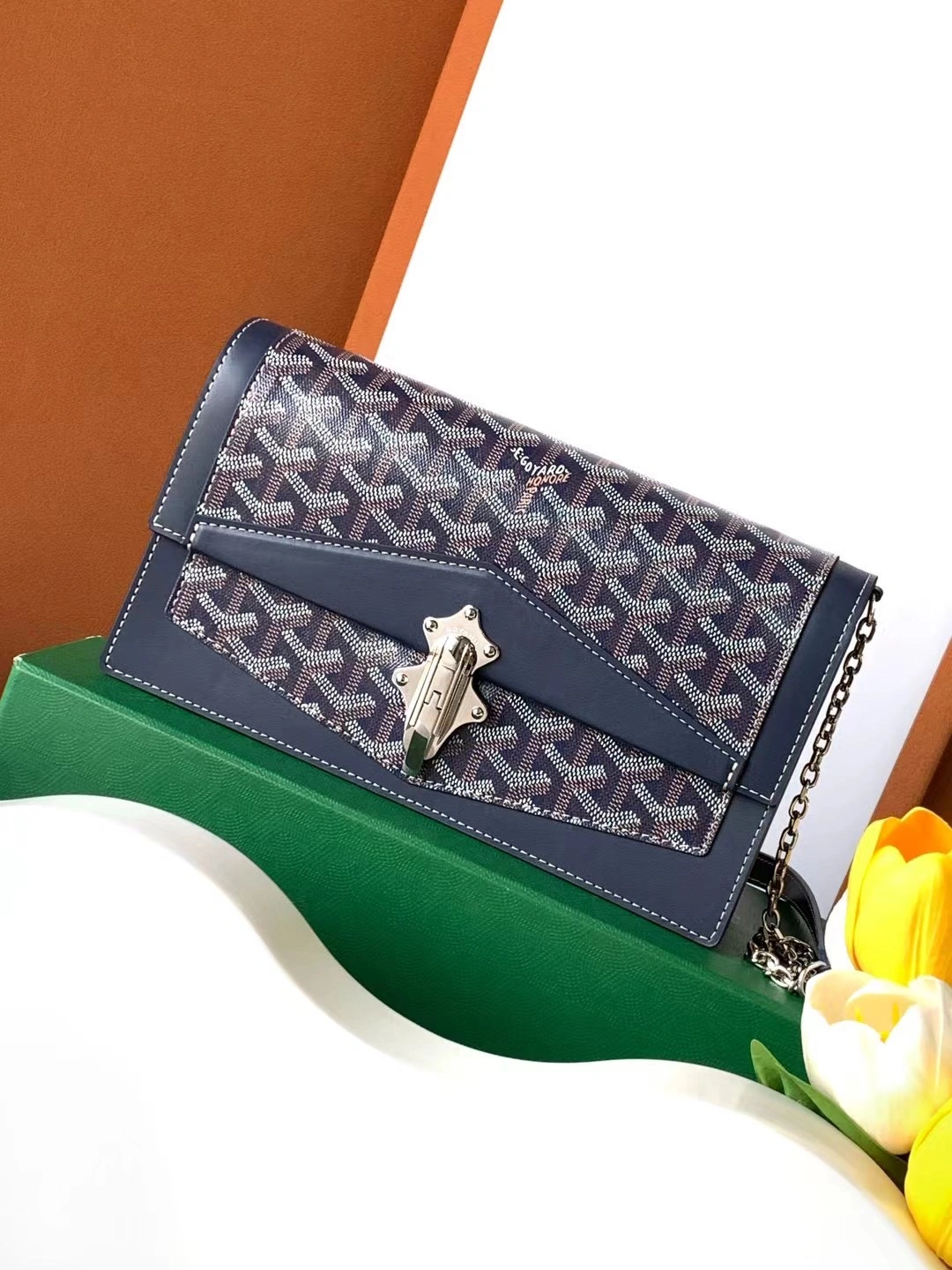 EyeCatching Goyard Satchel Bags 65137