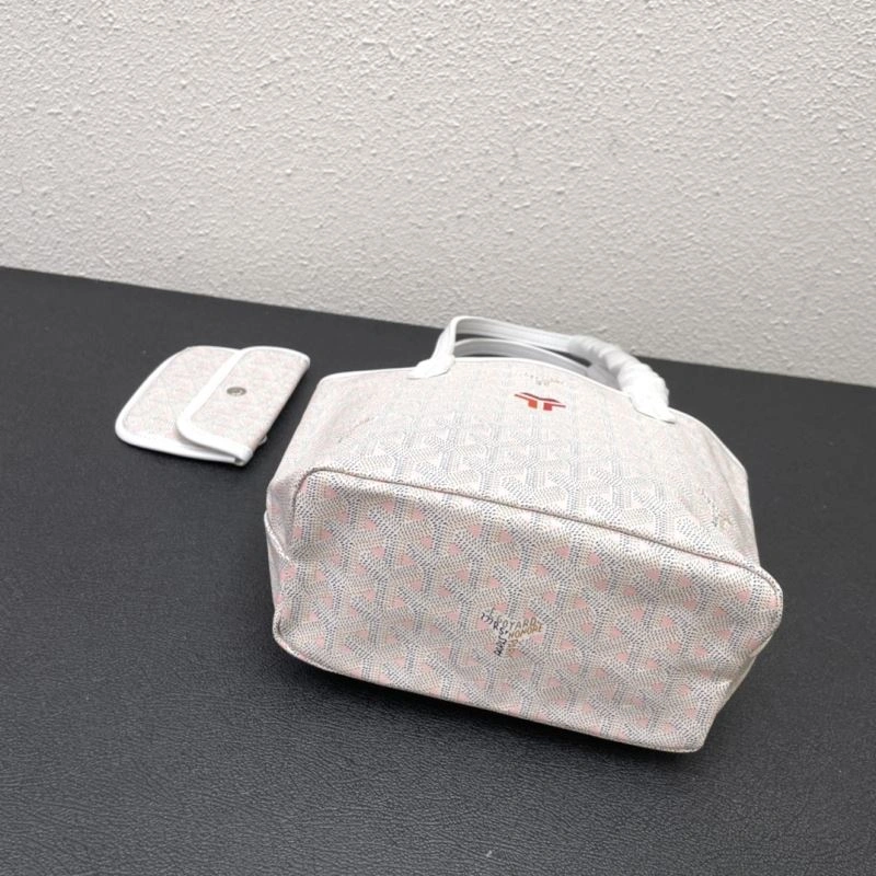 Goyard Shopping Bags Comfortable 86024