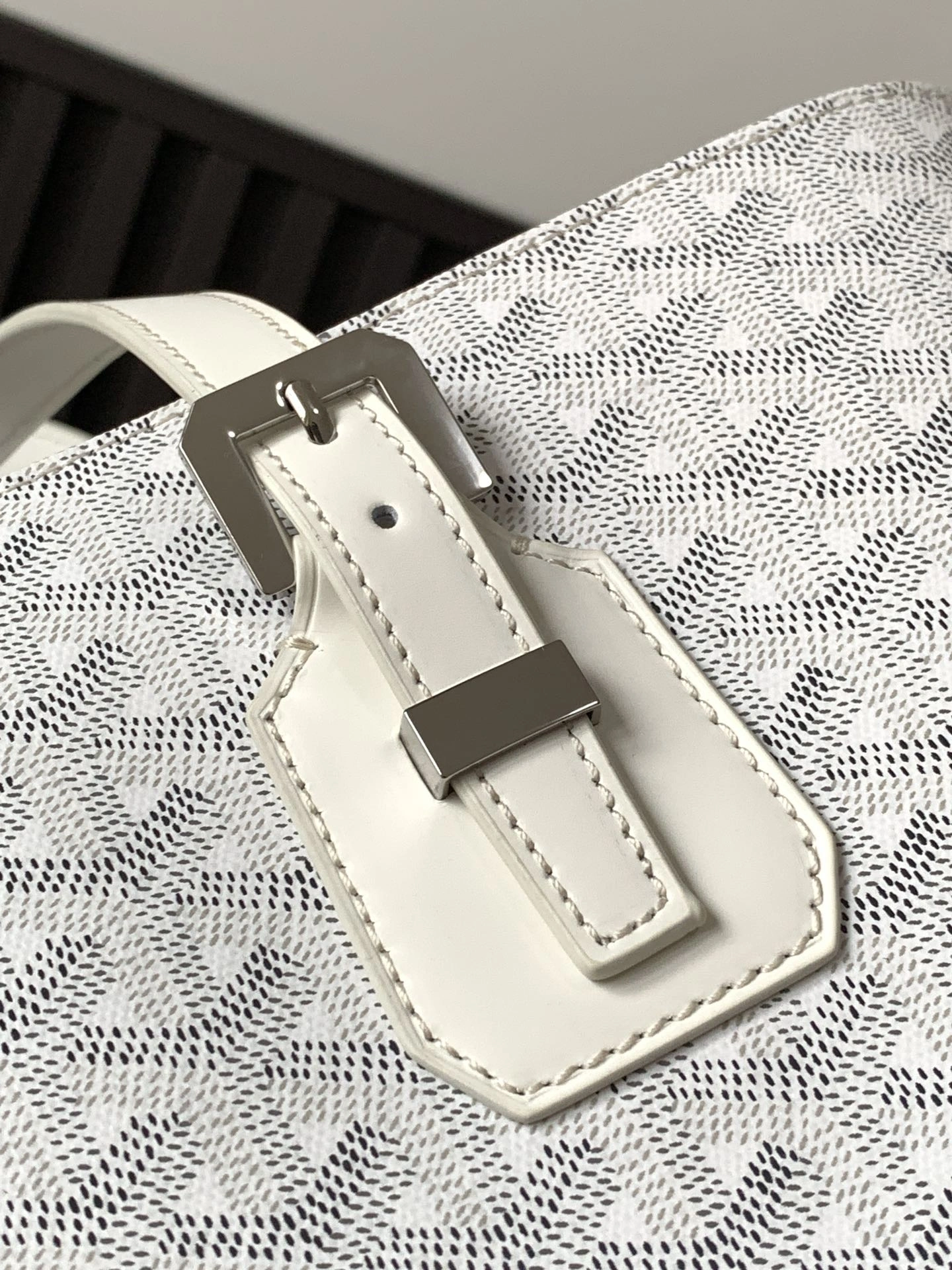 Compact Goyard Shopping Bags 65081