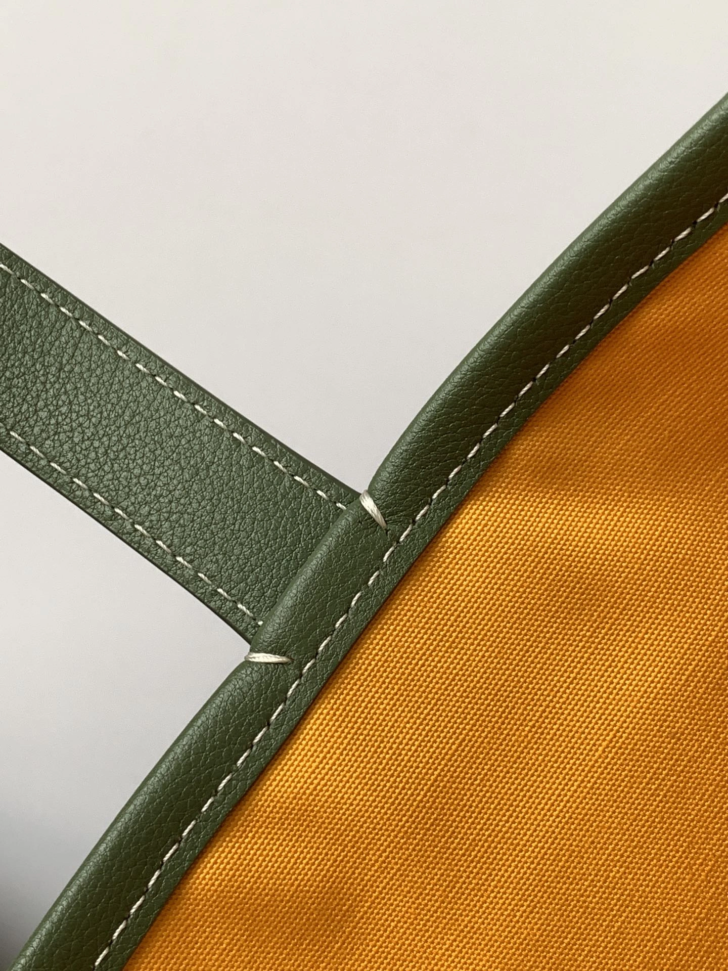 Goyard Shopping Bags Vibrant 65134