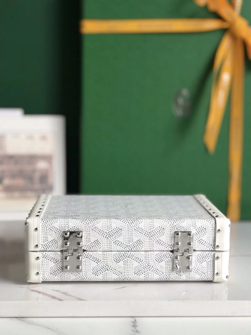 Goyard Suitcase Sophisticated 58834