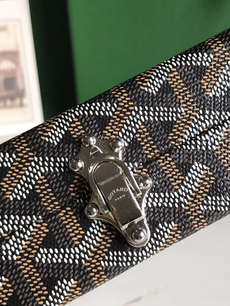 Lightweight Goyard Suitcase 58874