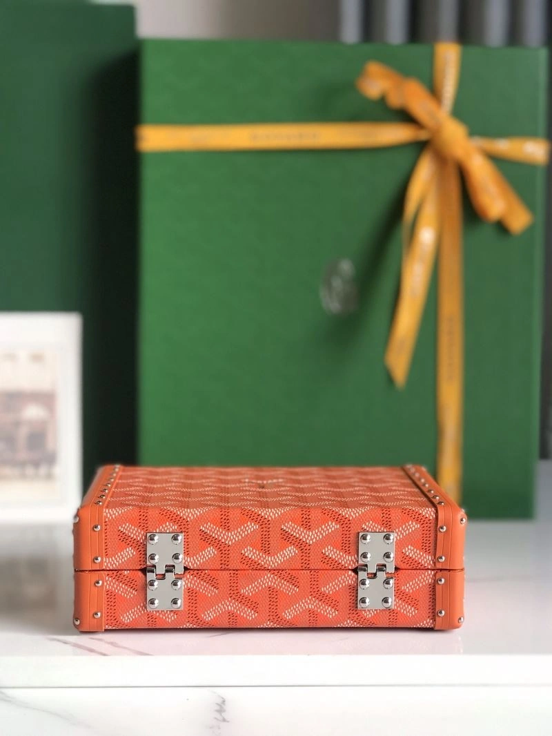 MultiPurpose Goyard Suitcase 58821