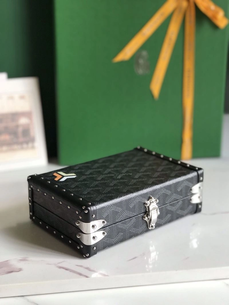 Goyard Suitcase Minimalist 58828