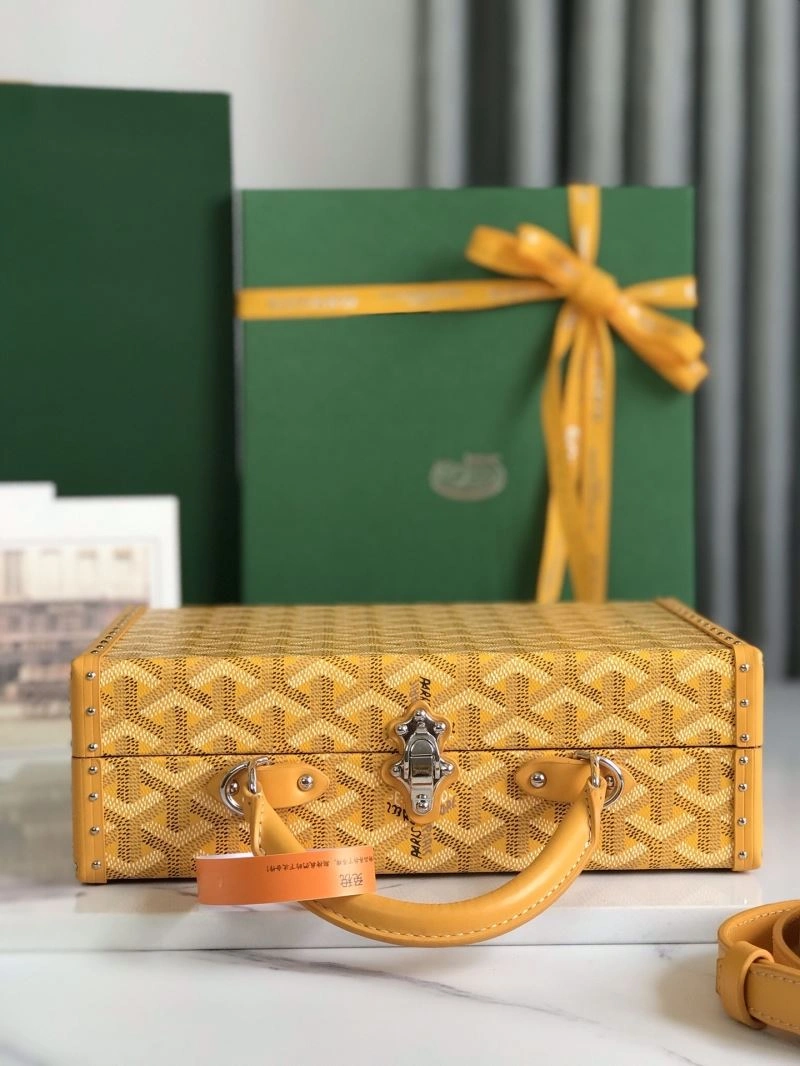 Goyard Suitcase Comfortable 58811