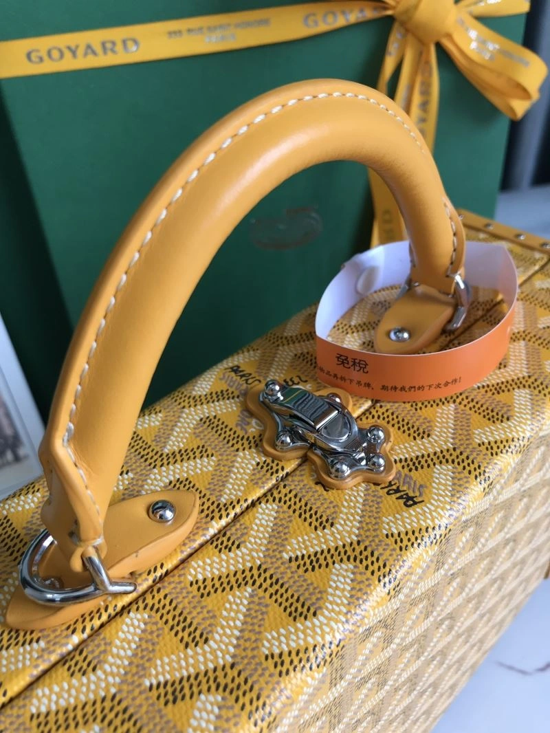 Goyard Suitcase Comfortable 58811