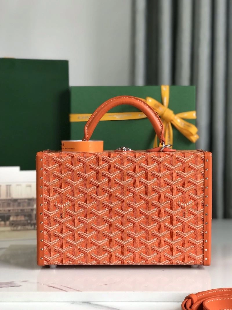 Vibrant Goyard Suitcase 58816