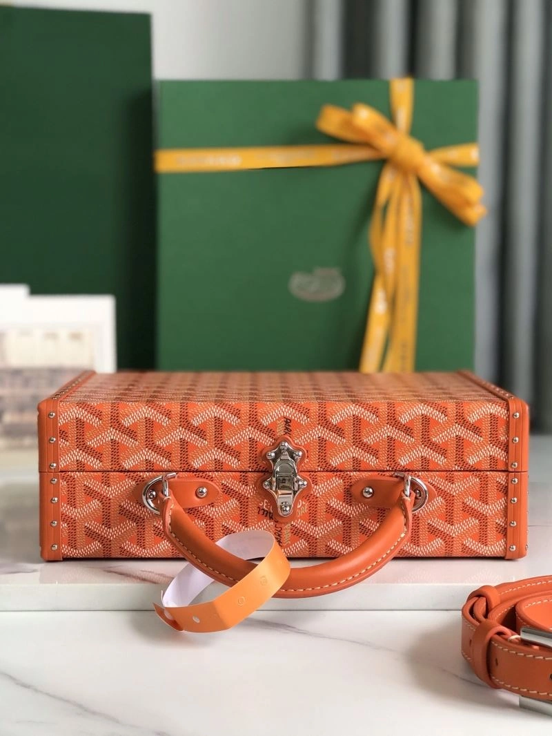 Vibrant Goyard Suitcase 58816