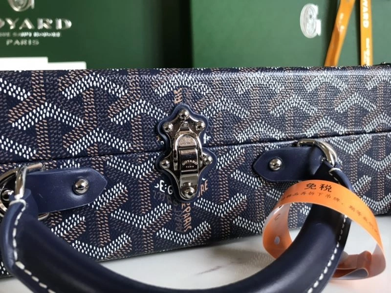 Goyard Suitcase Sleek 58804