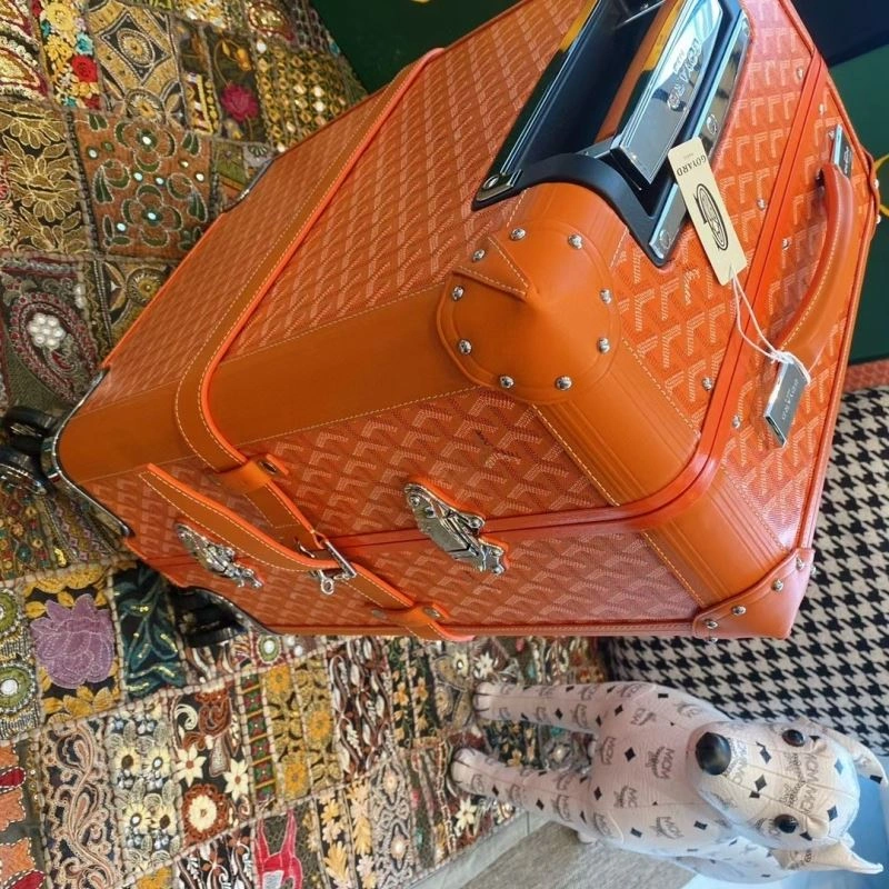Trendsetting Goyard Suitcase 69432