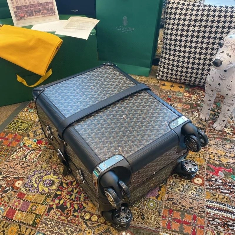 Goyard Suitcase Stylish 69442