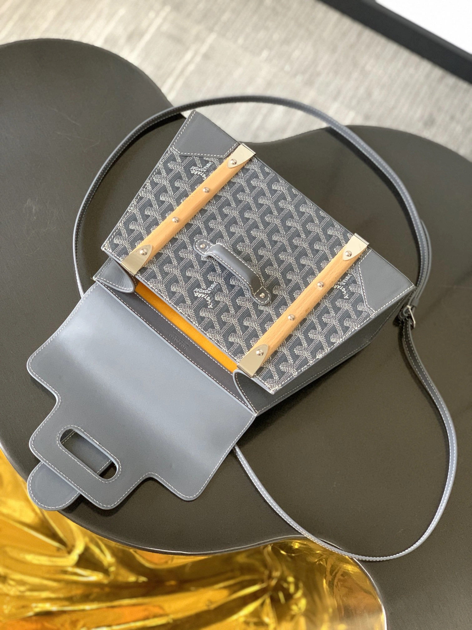 Goyard Top Handle Bags Compact 65012