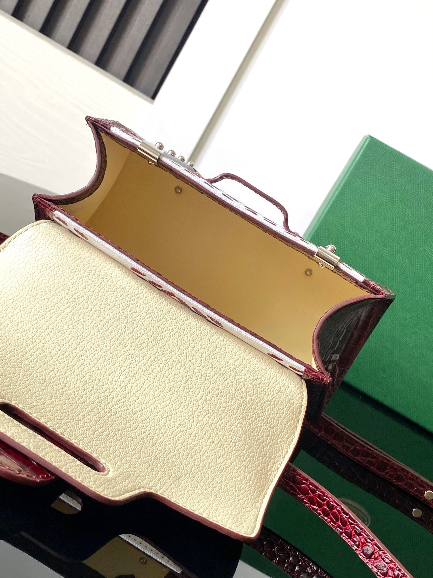 ZeroBulk Goyard Top Handle Bags 64929