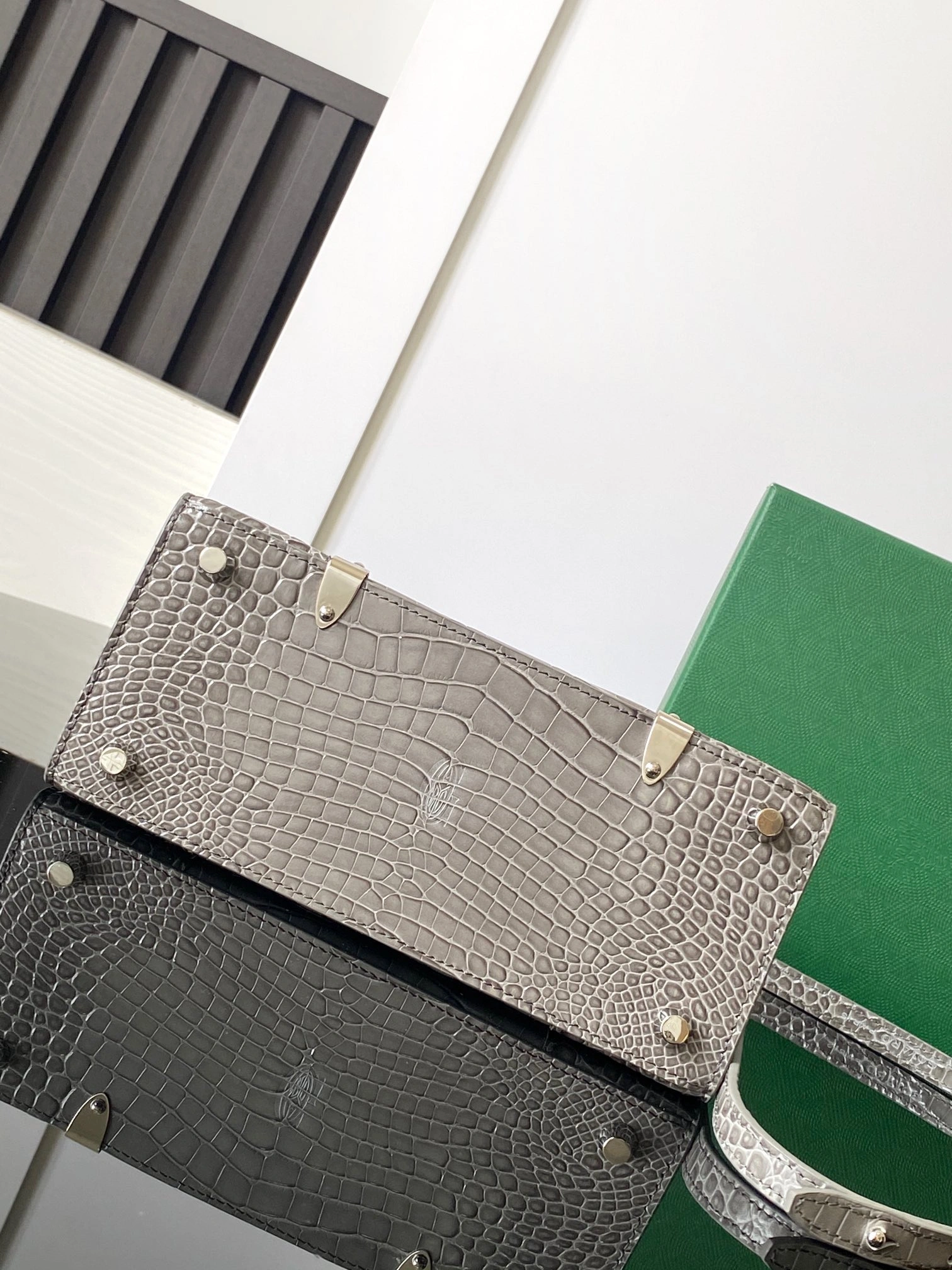 Goyard Top Handle Bags FreshLook 64932