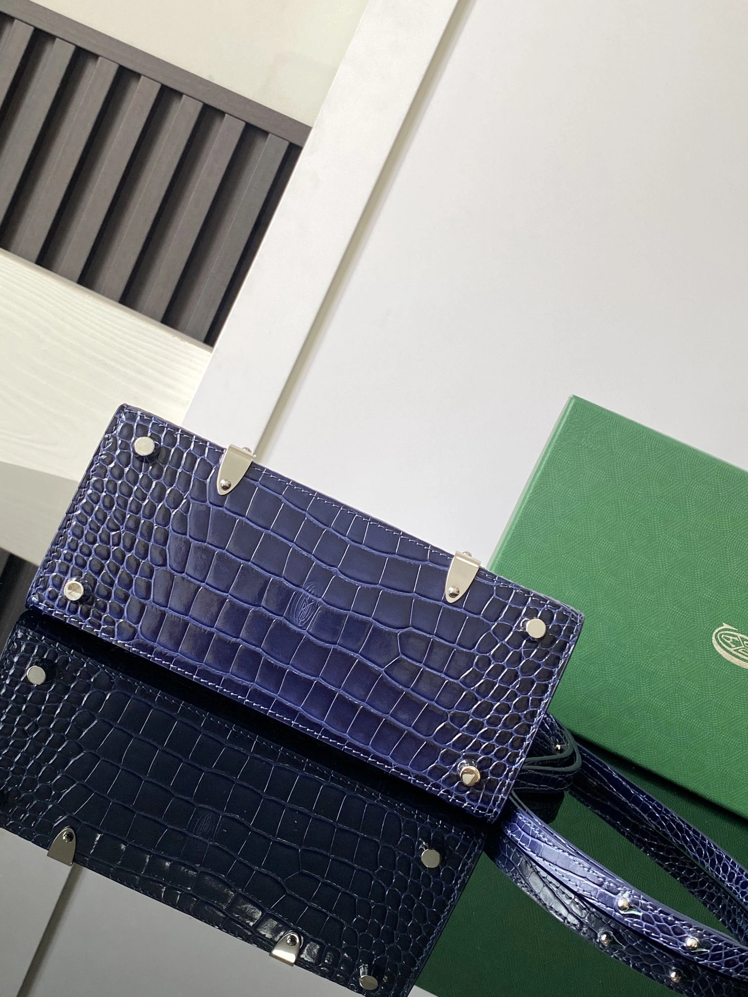 Durable Goyard Top Handle Bags 64928