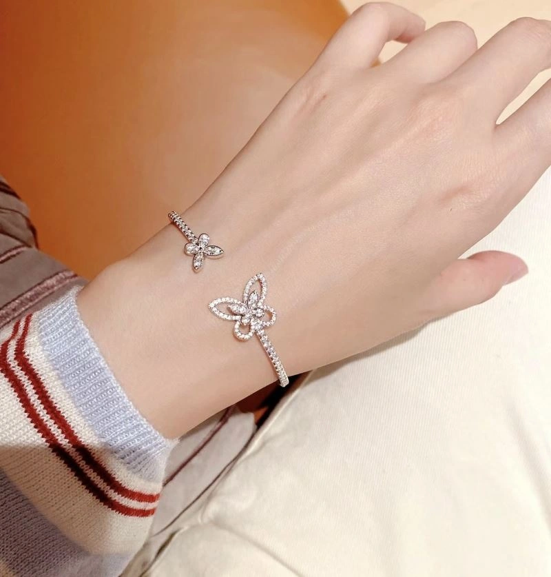 Practical Graff Bracelets 214230