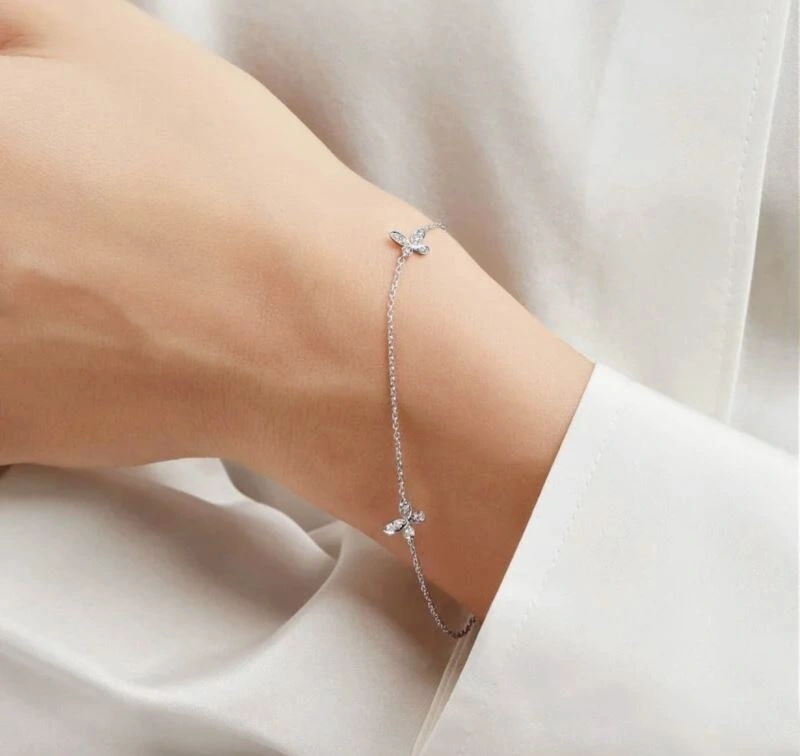 Fashionable Graff Bracelets 212063