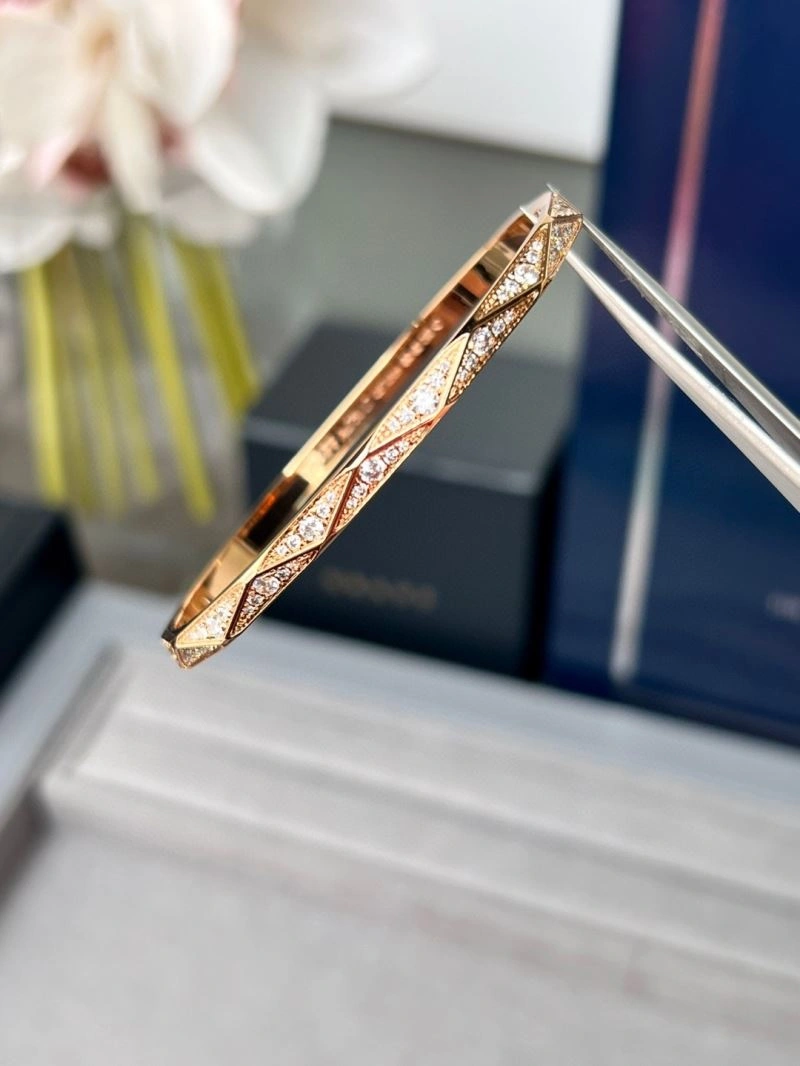 Elegant Graff Bracelets 212056
