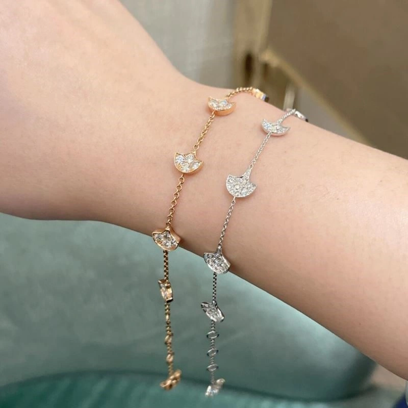 Trendsetting Graff Bracelets 210693