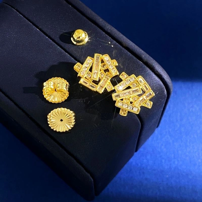 Graff Earrings Snug 213930