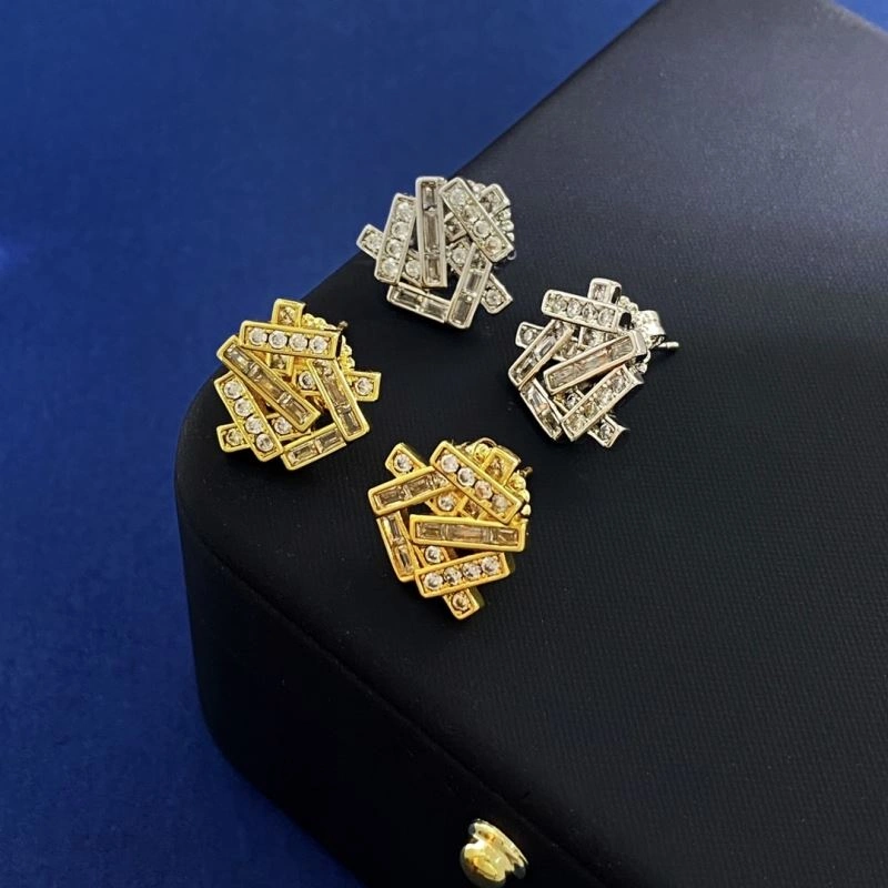 Graff Earrings Snug 213930