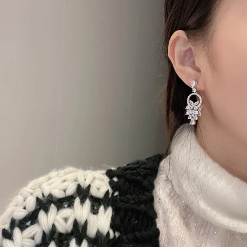 Minimalist Graff Earrings 214569
