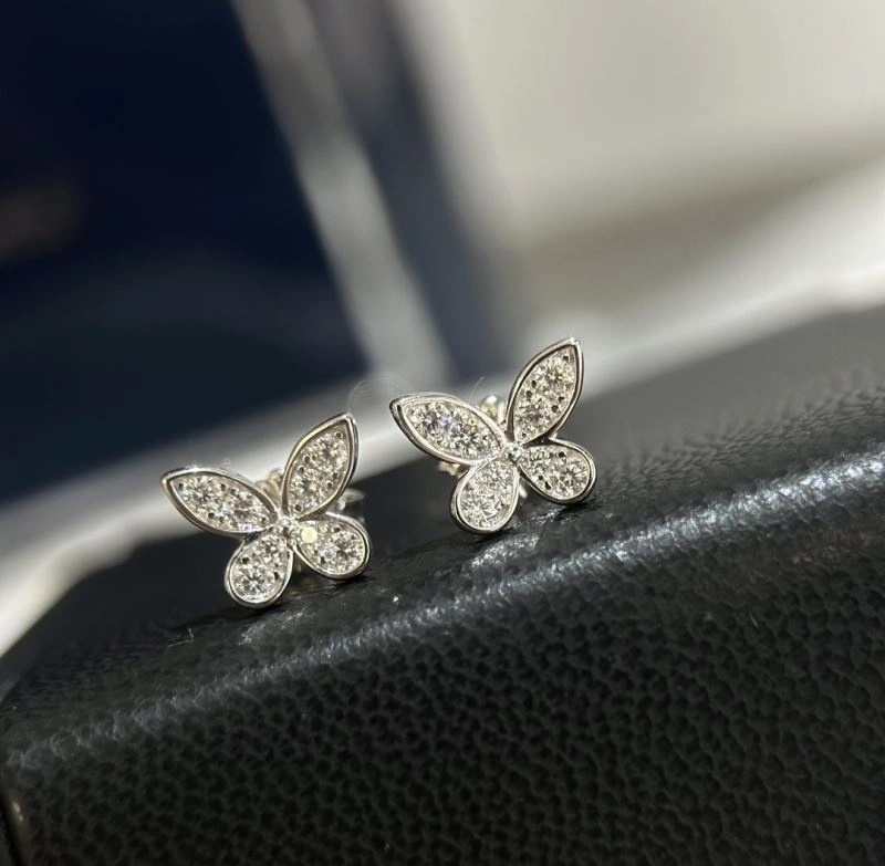 Elegant Graff Earrings 214216