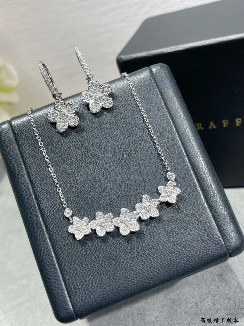 Comfortable Graff Earrings 212052
