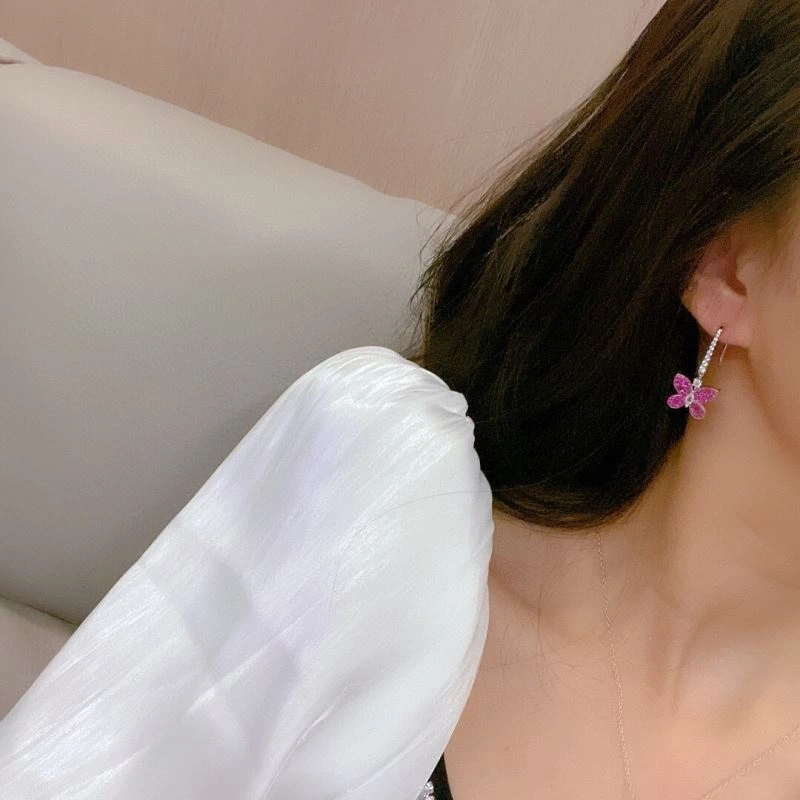 Compact Graff Earrings 212026