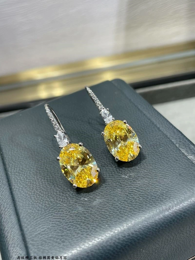 Minimalist Graff Earrings 210687