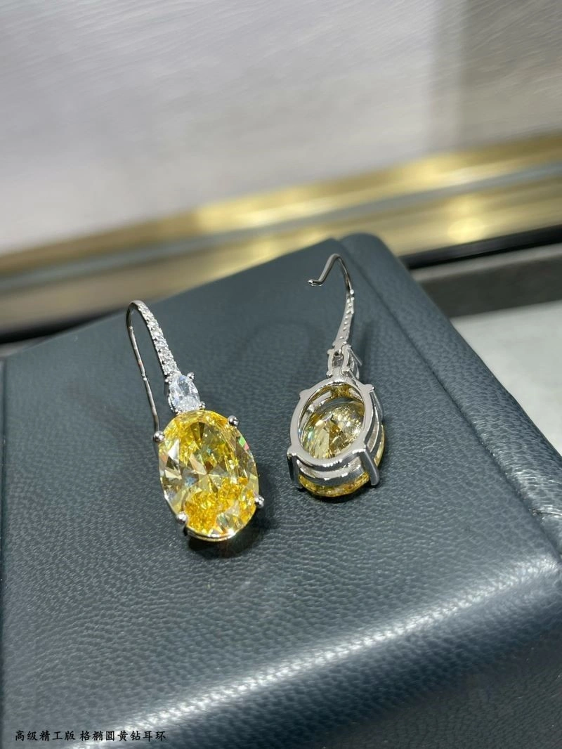 Minimalist Graff Earrings 210687