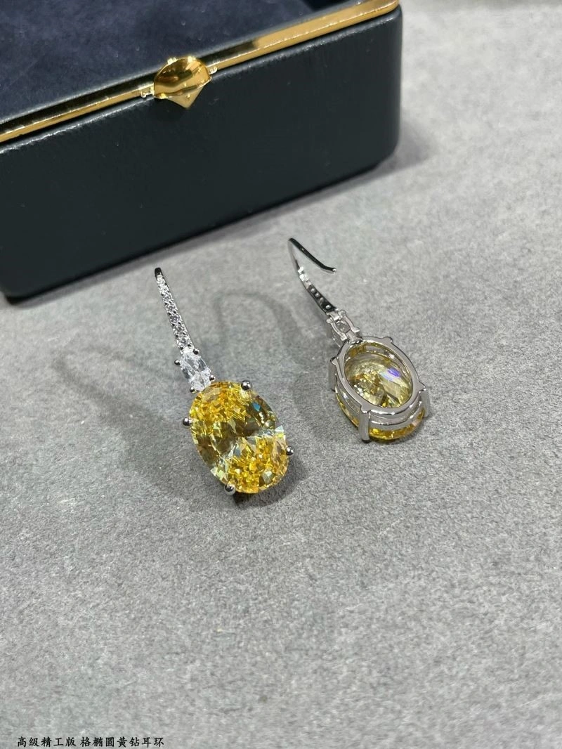 Minimalist Graff Earrings 210687