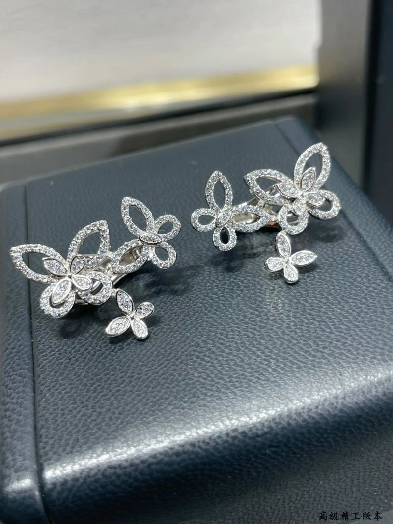 Graff Earrings TechFriendly 210675