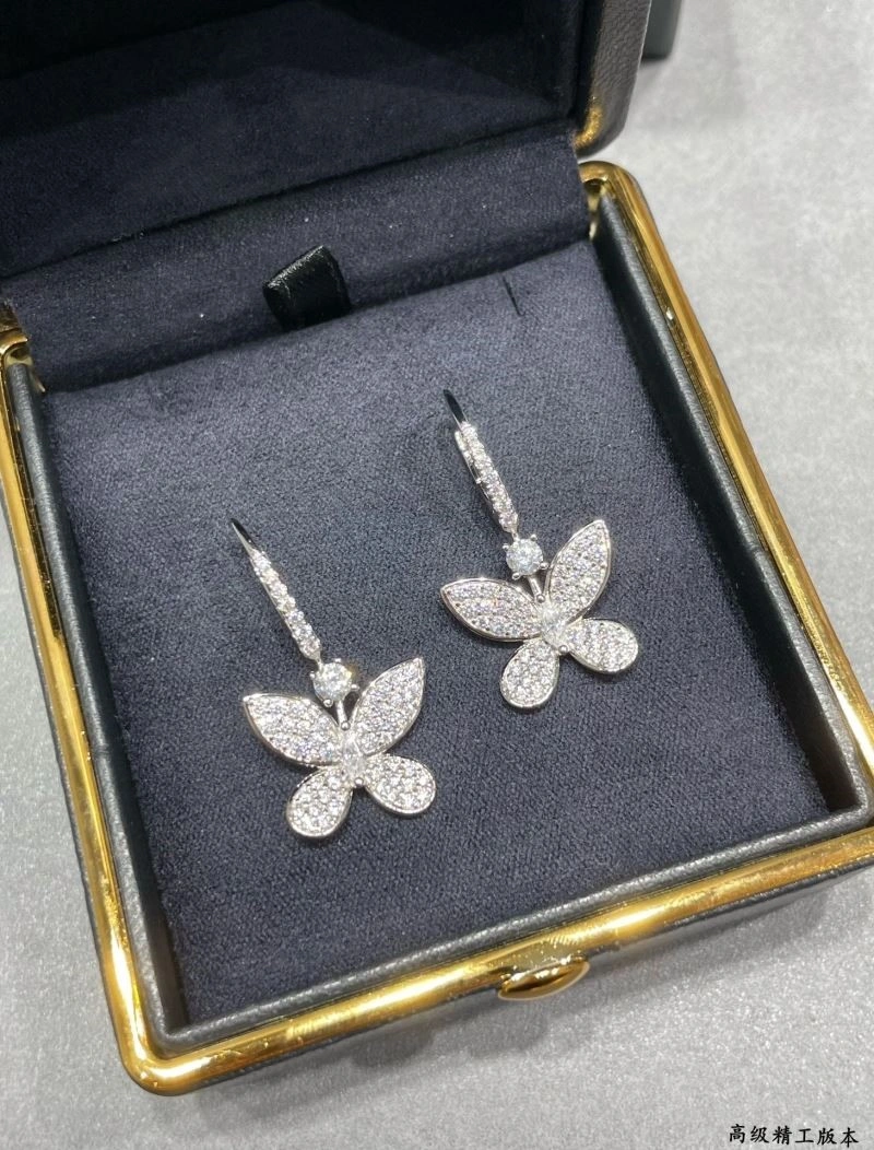 Graff Earrings Cozy 210672