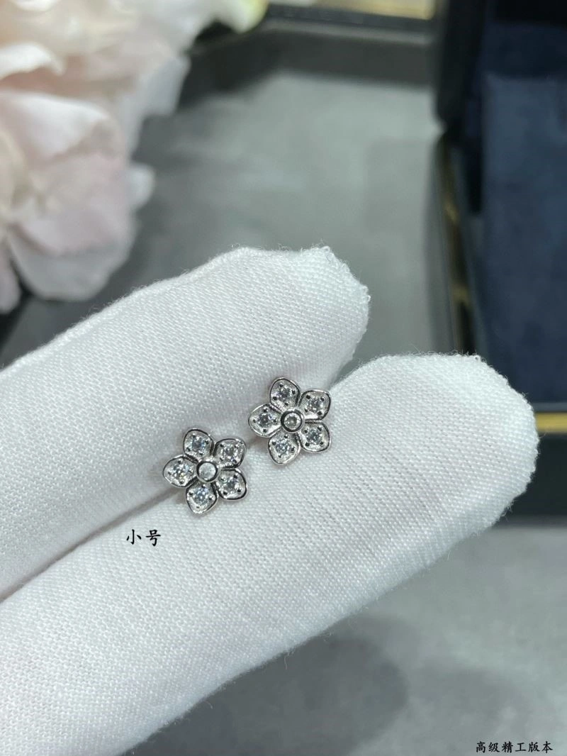 Graff Earrings Sleek 210683